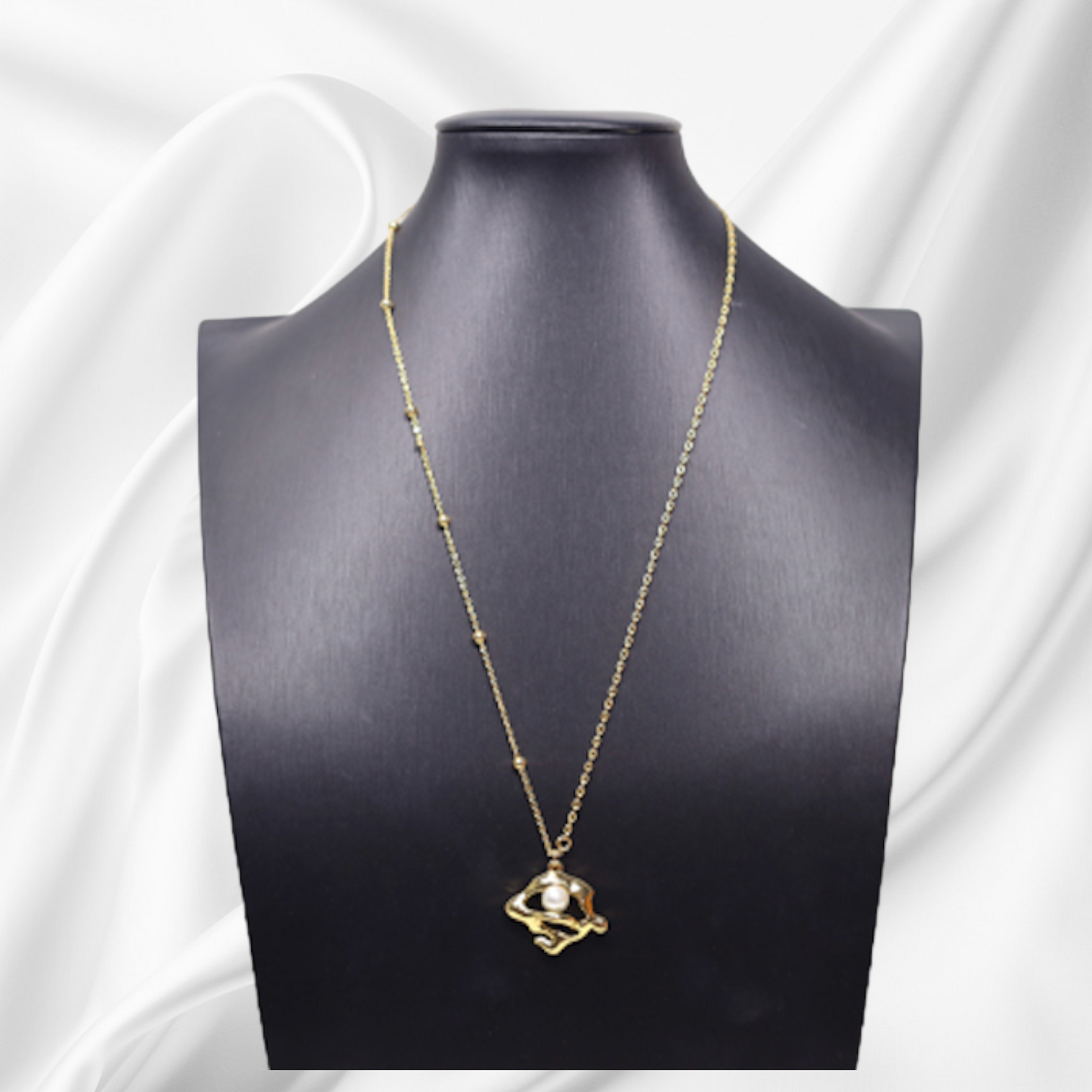 Colliers conception de grand styliste, nouvelle collection 2023