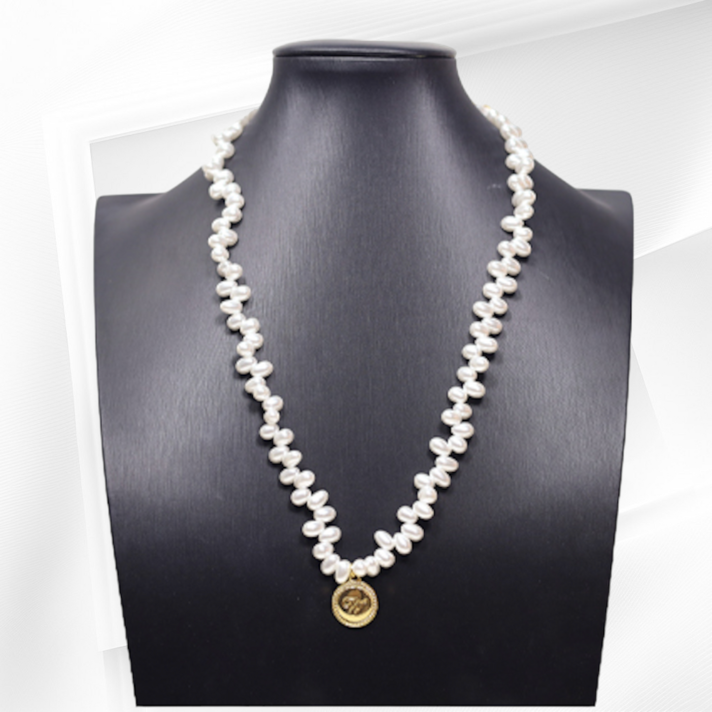 Colliers conception de grand styliste, nouvelle collection 2023