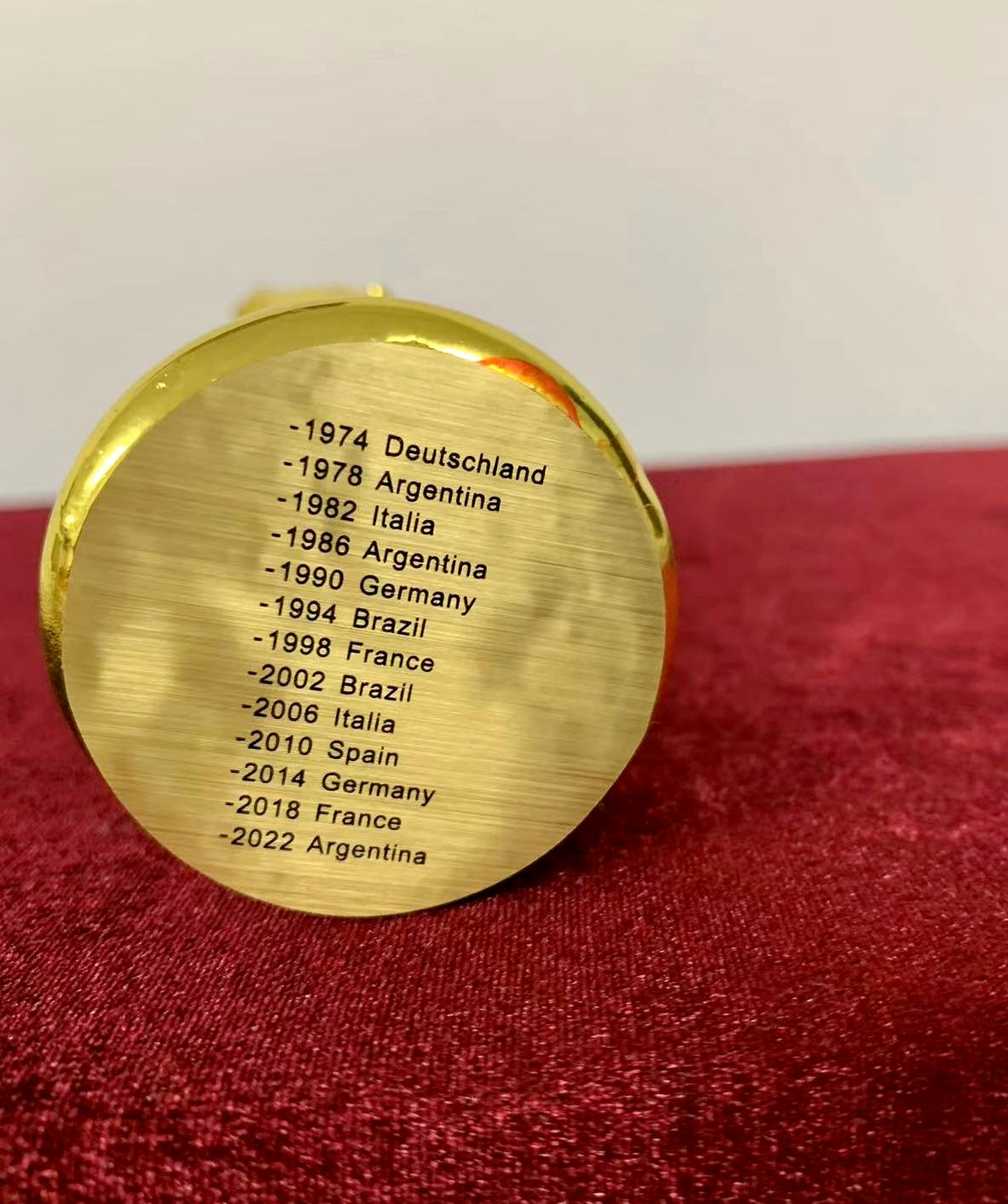 A notre Ouverture 🎬 La Coupe du monde, trophée de football Hercule, décoration maison de la gloire.