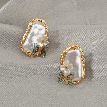 Boucles d'oreilles baroque du perle papillon et fleur, Style à la française