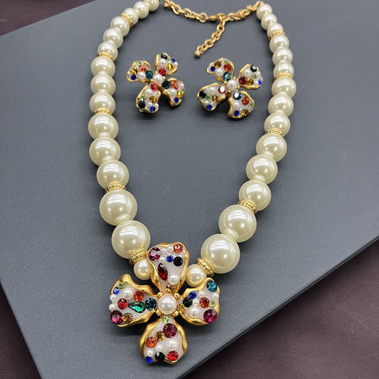 🌹 Ensemble collier et boucles d'oreilles, style vintage en perle et diamant coloré