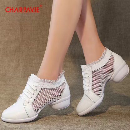 Soft calf leather shoes for artistic sport and walking leisure