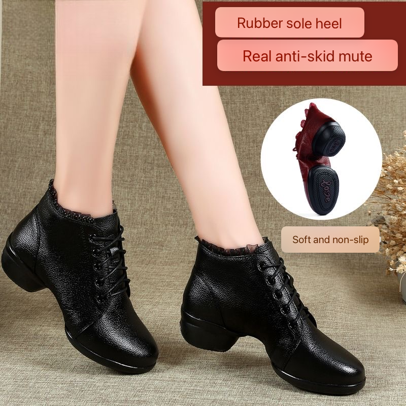 Soft calf leather shoes for artistic sport and walking leisure