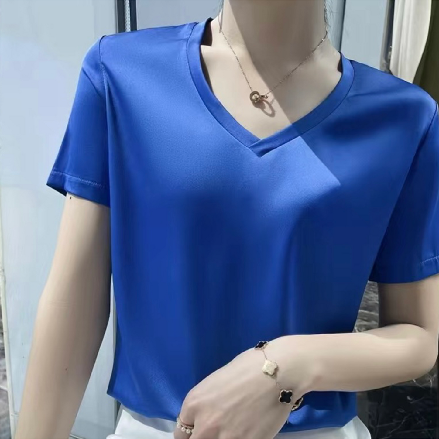 Women's natural silk t-shirt with short sleeves, V-neck